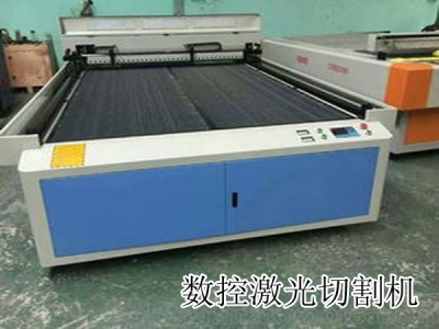 深入解析光纤激光切割机的核心技术与应用领域
